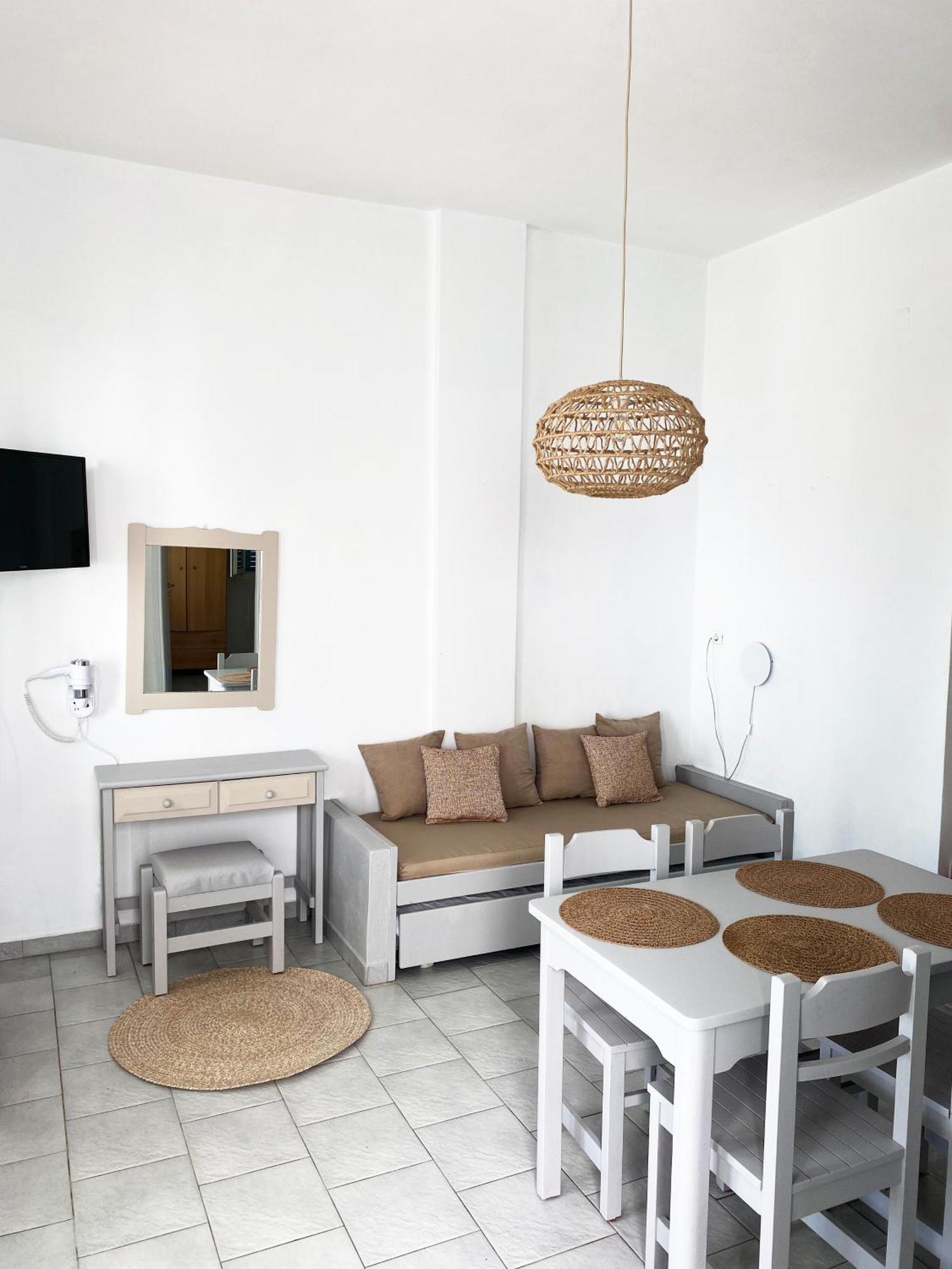 Agnadi Syros Beachfront Studios & Rooms Megas Gialos - Nites Exterior photo