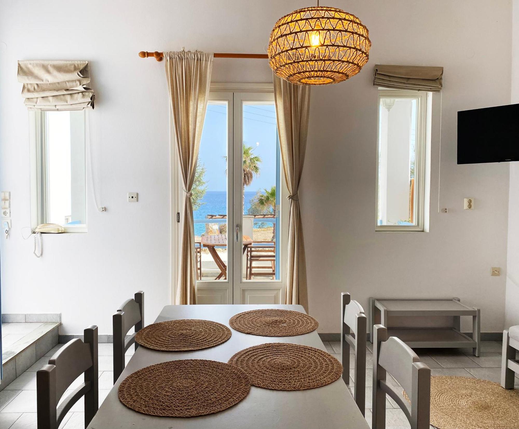 Agnadi Syros Beachfront Studios & Rooms Megas Gialos - Nites Exterior photo